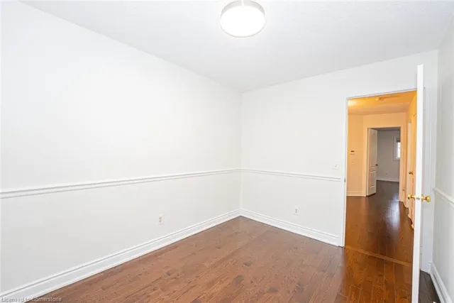 Additional image 37 of 945 Applecroft Cir