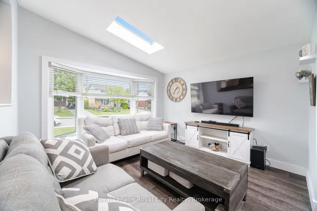 Additional image 10 of 61 Lawfield Dr