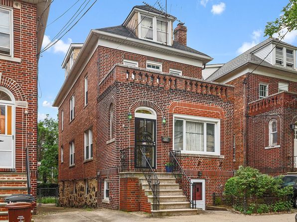 332 E 240th St, Bronx, NY 10470