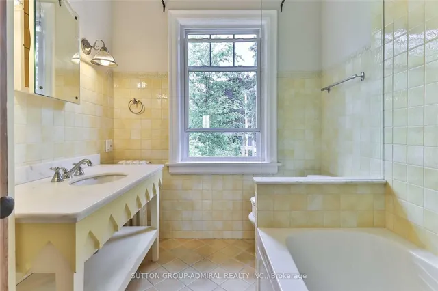 Additional image 22 of 49 Hillcrest Dr