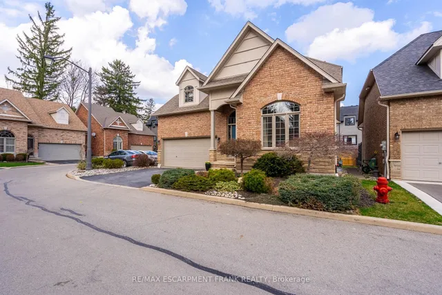 195 WILSON St Unit 6