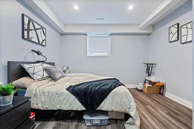 Additional image 32 of 1295 Consort Cres