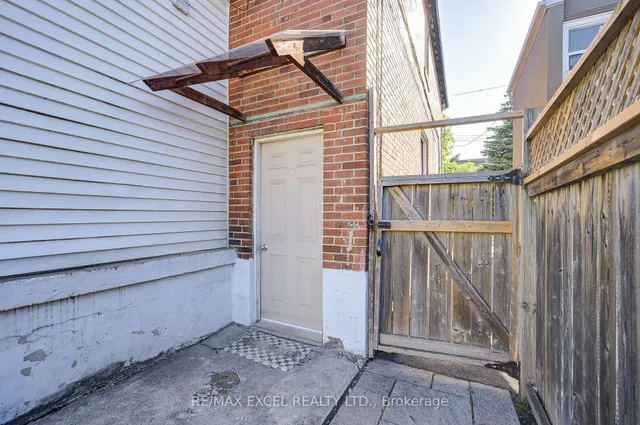 Additional image 38 of 523 Delaware Ave