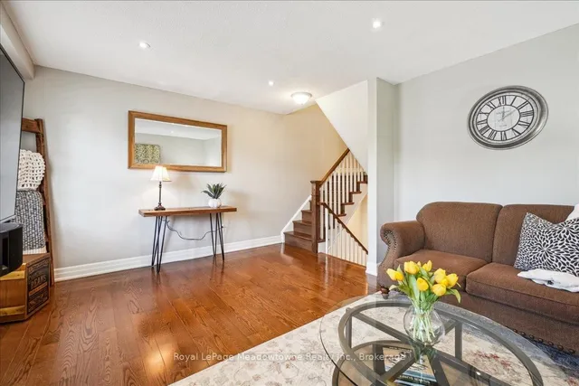 Additional image 13 of 30 Heslop Rd Unit 4