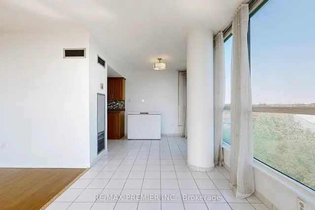 Additional image 13 of 1 Rowntree Rd Unit 615