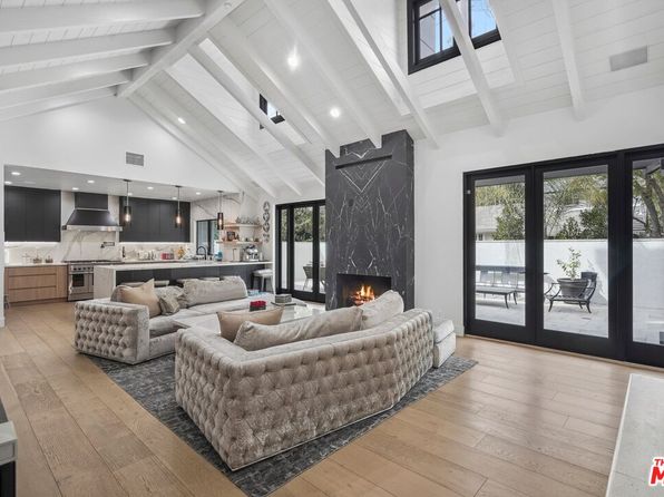 2650 Hutton Dr, Beverly Hills, CA 90210