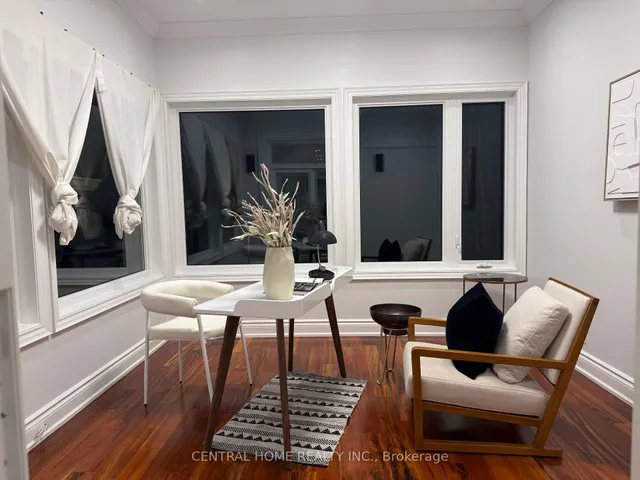 Additional image 12 of 298. Poyntz Ave