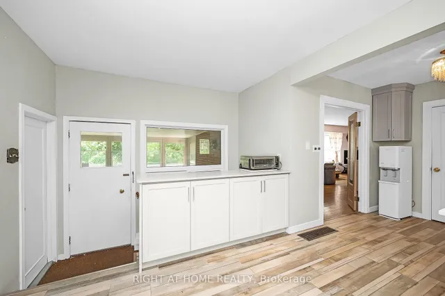 Additional image 12 of 85 Robinhood Dr