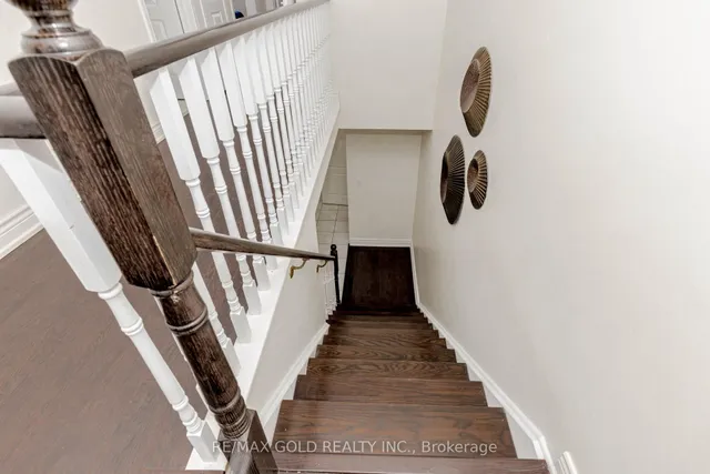 Additional image 14 of 37 Native Landing