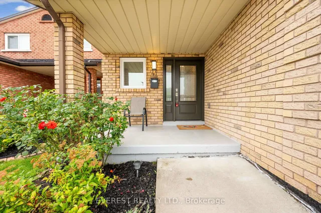 Additional image 4 of 41 JUNIPER Dr