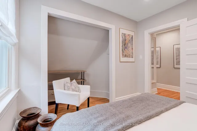 Additional image 24 of 215 Christie St