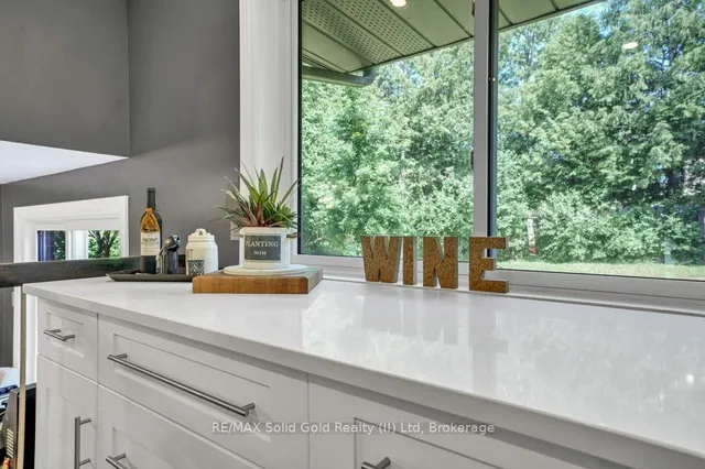 Additional image 19 of 60 Springbank Cres