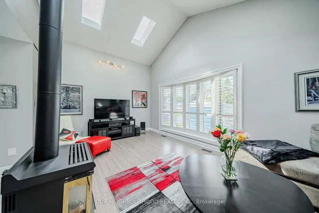 Additional image 10 of 15 Penetang Cres