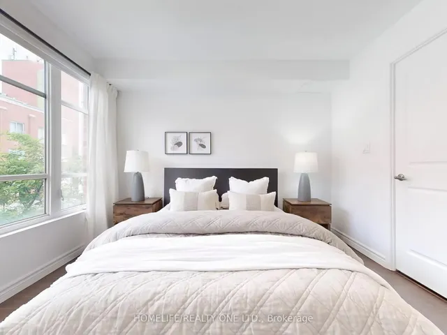 Additional image 14 of 21 Ruttan St Unit TH132