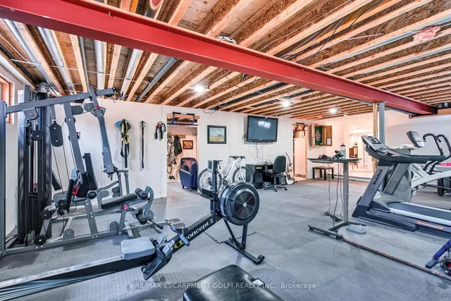 Additional image 30 of 106 CUMMING Crt