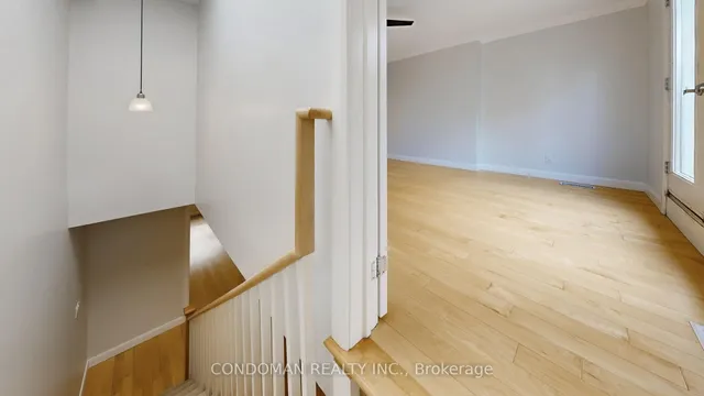 Additional image 21 of 32 De Grassi St
