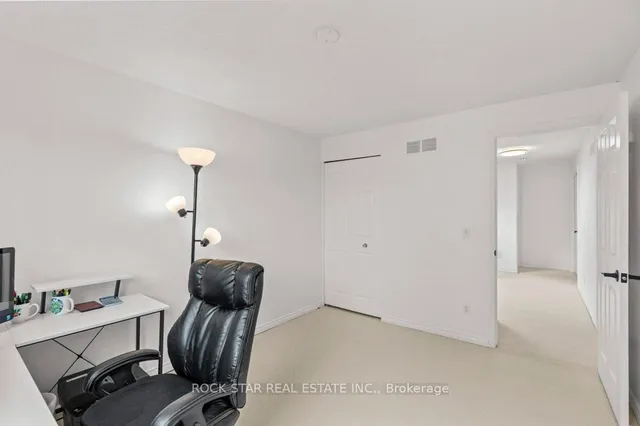 Additional image 26 of 43 OCEANIC Dr