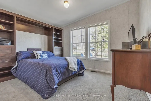 Additional image 33 of 70 Park Lane