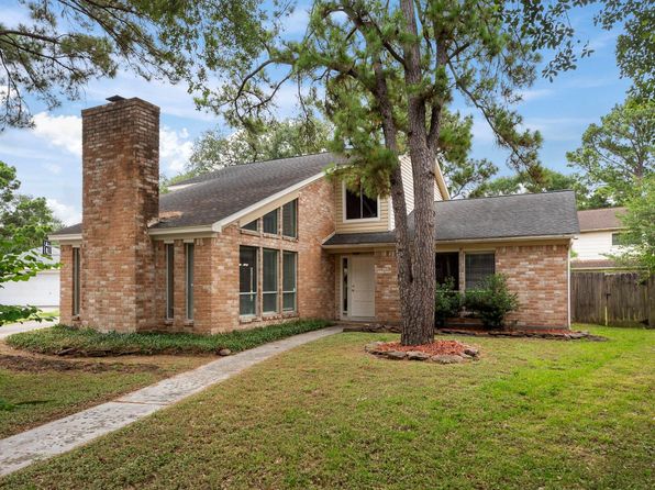 4807 Wind Chimes Dr, Houston, TX 77066