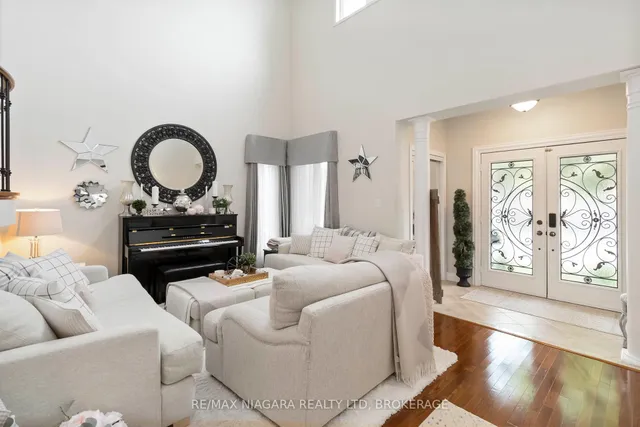 Additional image 8 of 2468 Whitehorn Dr