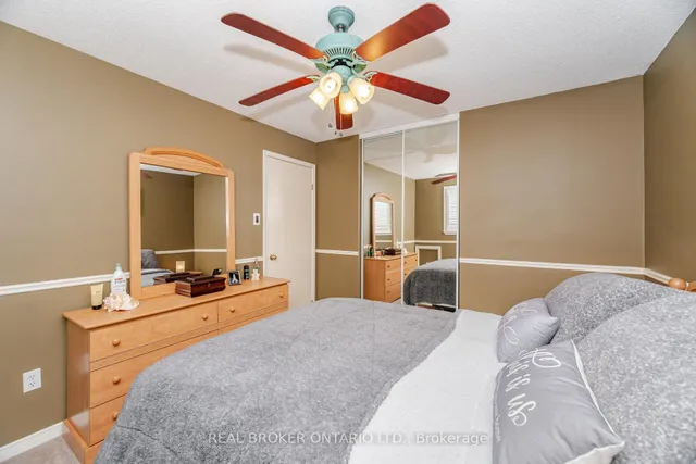 Additional image 31 of 28 Lacewood Cres