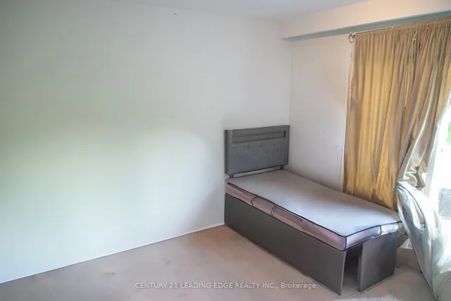 Additional image 26 of 7 Futura Dr