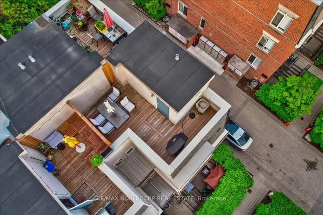 Additional image 33 of 415 Jarvis St Unit 352