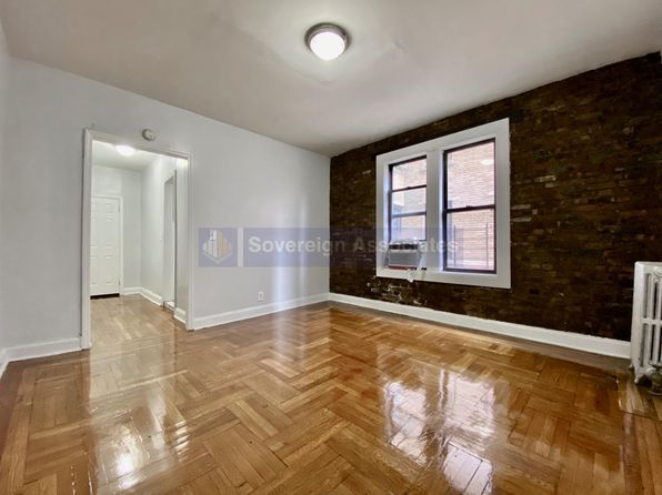 24 Thayer St APT 3D, New York, NY 10040