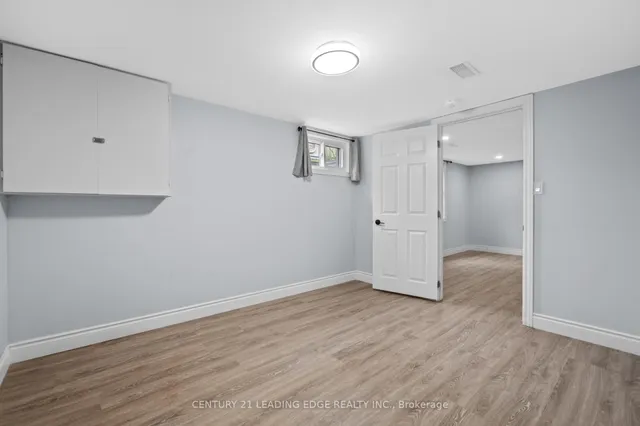 Additional image 38 of 427 Krug St