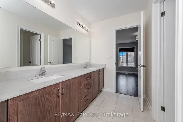 Additional image 45 of 75 Durango Dr