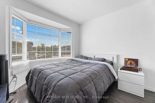 Additional image 36 of 29 Levida St