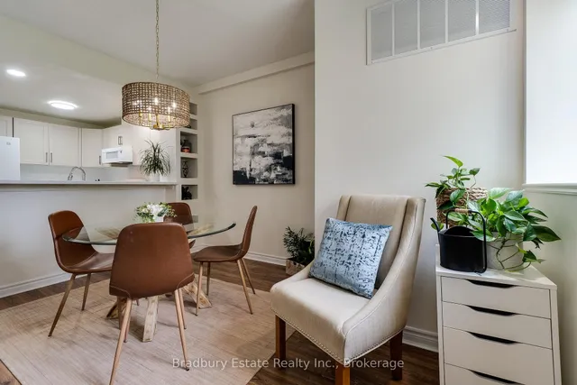 Additional image 14 of 262 Dundas St Unit 105