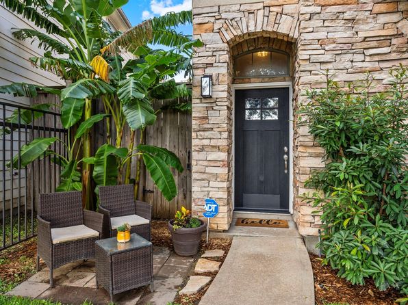9030 Lakes At 610 Dr, Houston, TX 77054