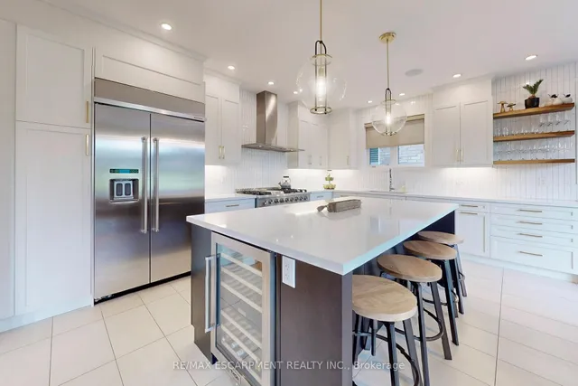 Additional image 12 of 31 Robarts Dr