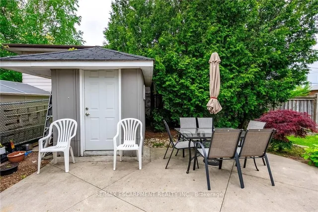 Additional image 36 of 389 HAWKRIDGE Ave