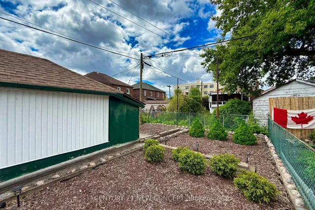 Additional image 47 of 52 Frankdale Ave