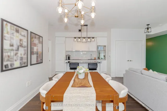 Additional image 17 of 576 FRONT St Unit 1705