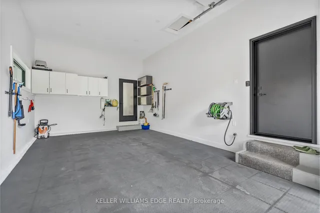 Additional image 40 of 5 Carl Cres