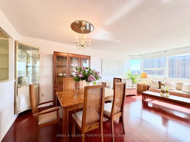 Additional image 16 of 121 Ling Rd Unit 1016