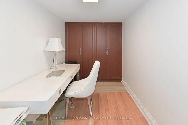 Additional image 8 of 566 Mcroberts Ave