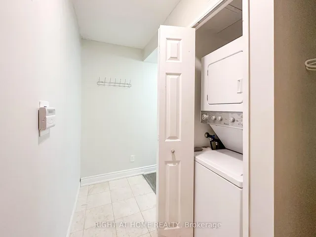 Additional image 15 of 8 Lee Centre Dr Unit 913