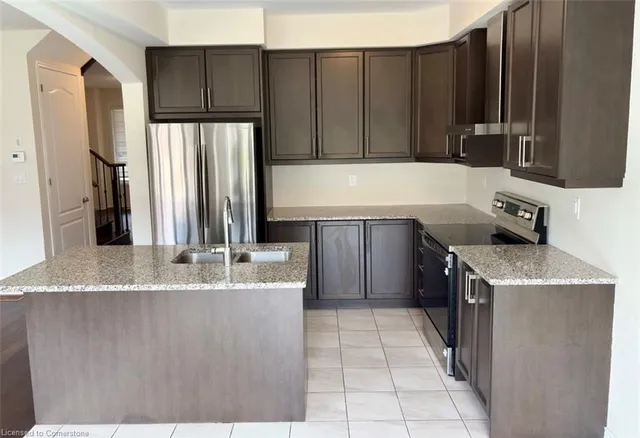 Additional image 6 of 12 July Ave