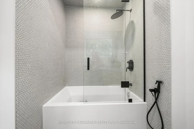 Additional image 2 of 12 Misty Cres