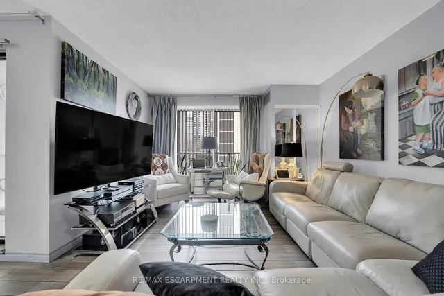 Additional image 23 of 165 BOLD St Unit 403