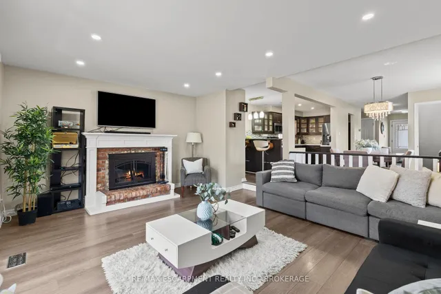 Additional image 14 of 64 Athenia Dr