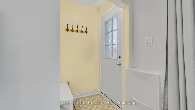 Additional image 9 of 160 Whitney Ave