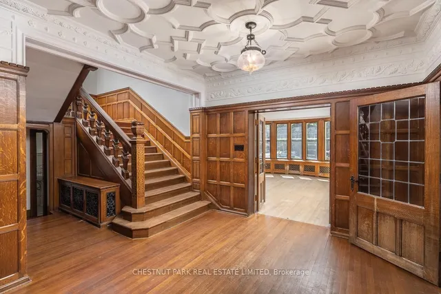 Additional image 6 of 208 Roxborough Dr