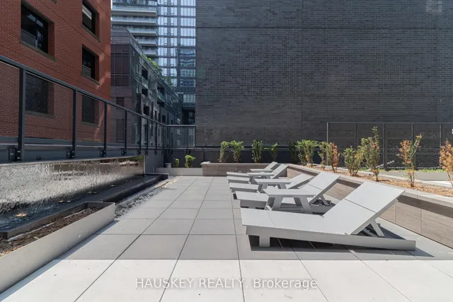 Additional image 17 of 327 King St Unit 3004