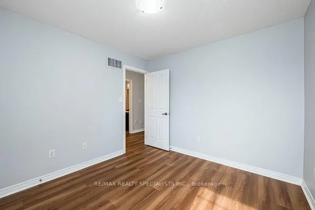 Additional image 39 of 4663 Thomas Alton Blvd