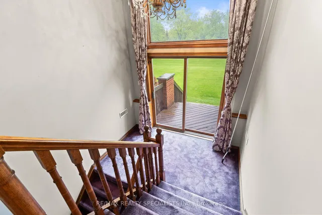 Additional image 36 of 24 Rosegarden Dr